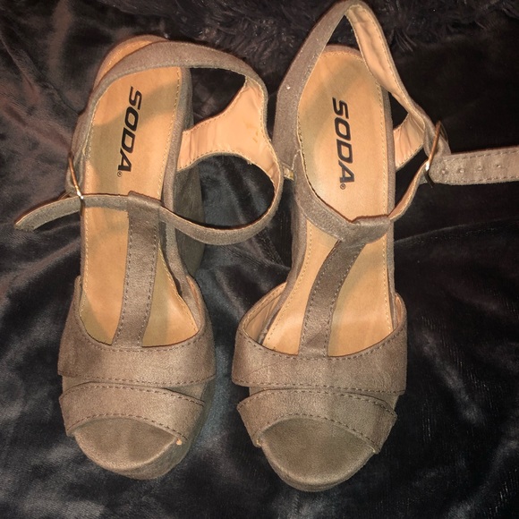 Wedges - Picture 2 of 2